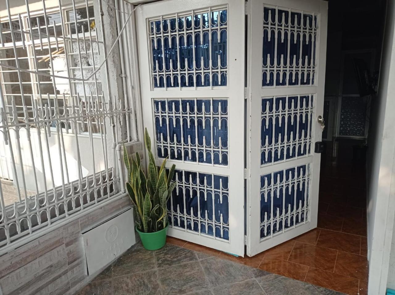 Acogedora Casa Ideal Grupos Grandes * Cali