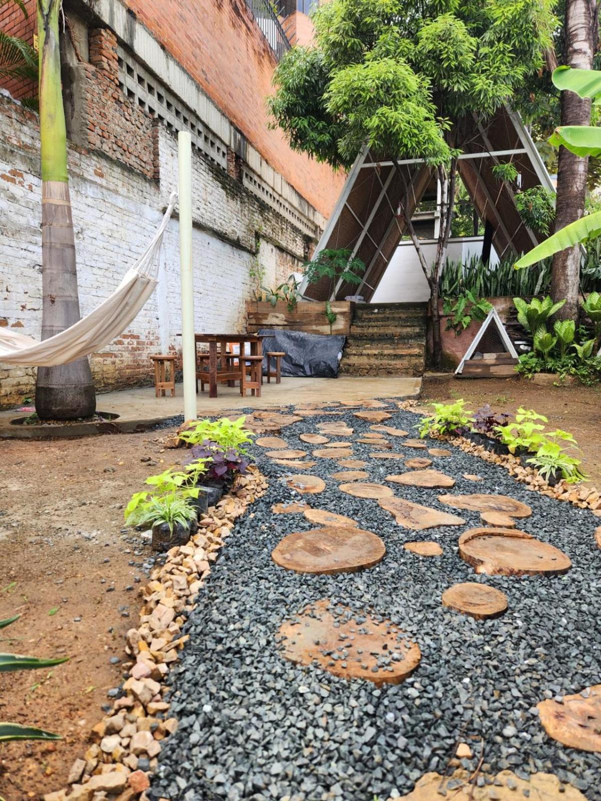La Divina Trinidad - Galeria Wellness Pensión Cali