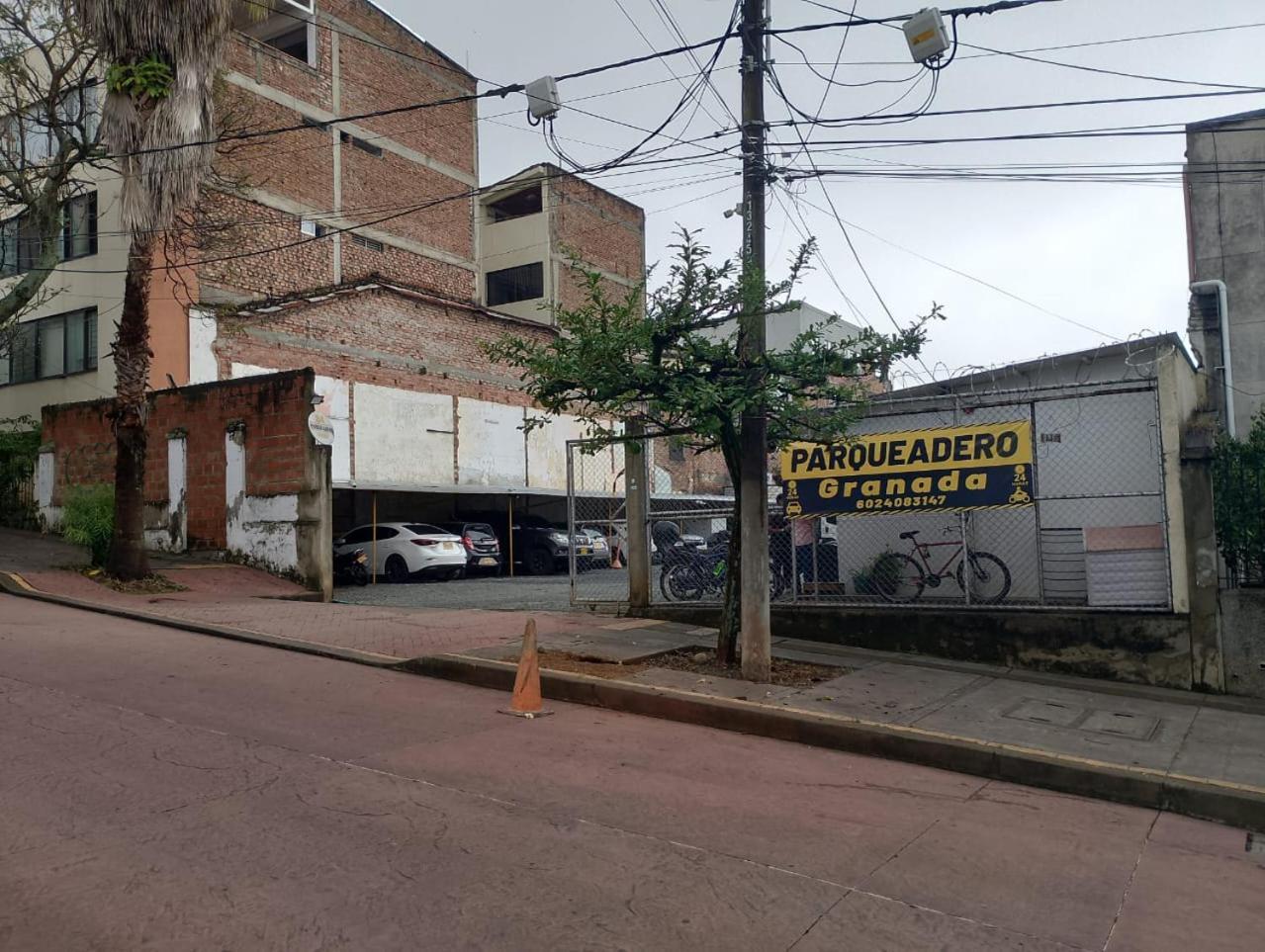 La Divina Trinidad - Galeria Wellness Pensión Cali