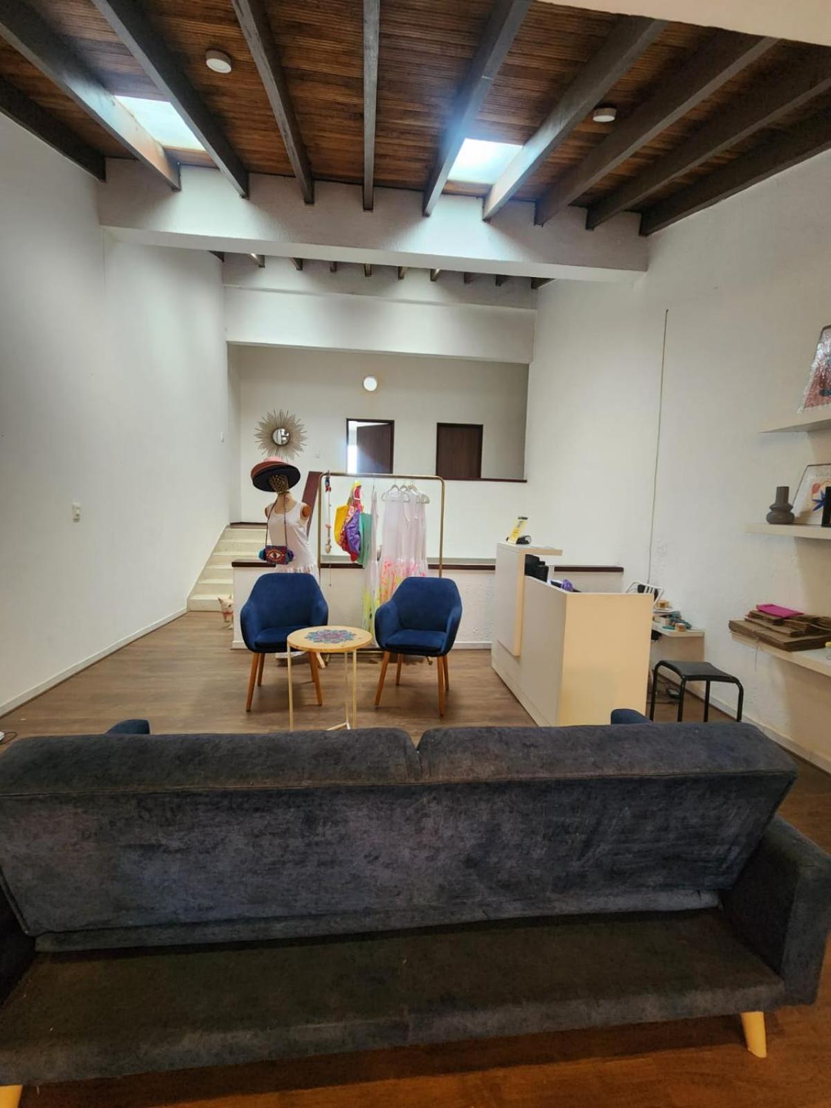 La Divina Trinidad - Galeria Wellness Cali