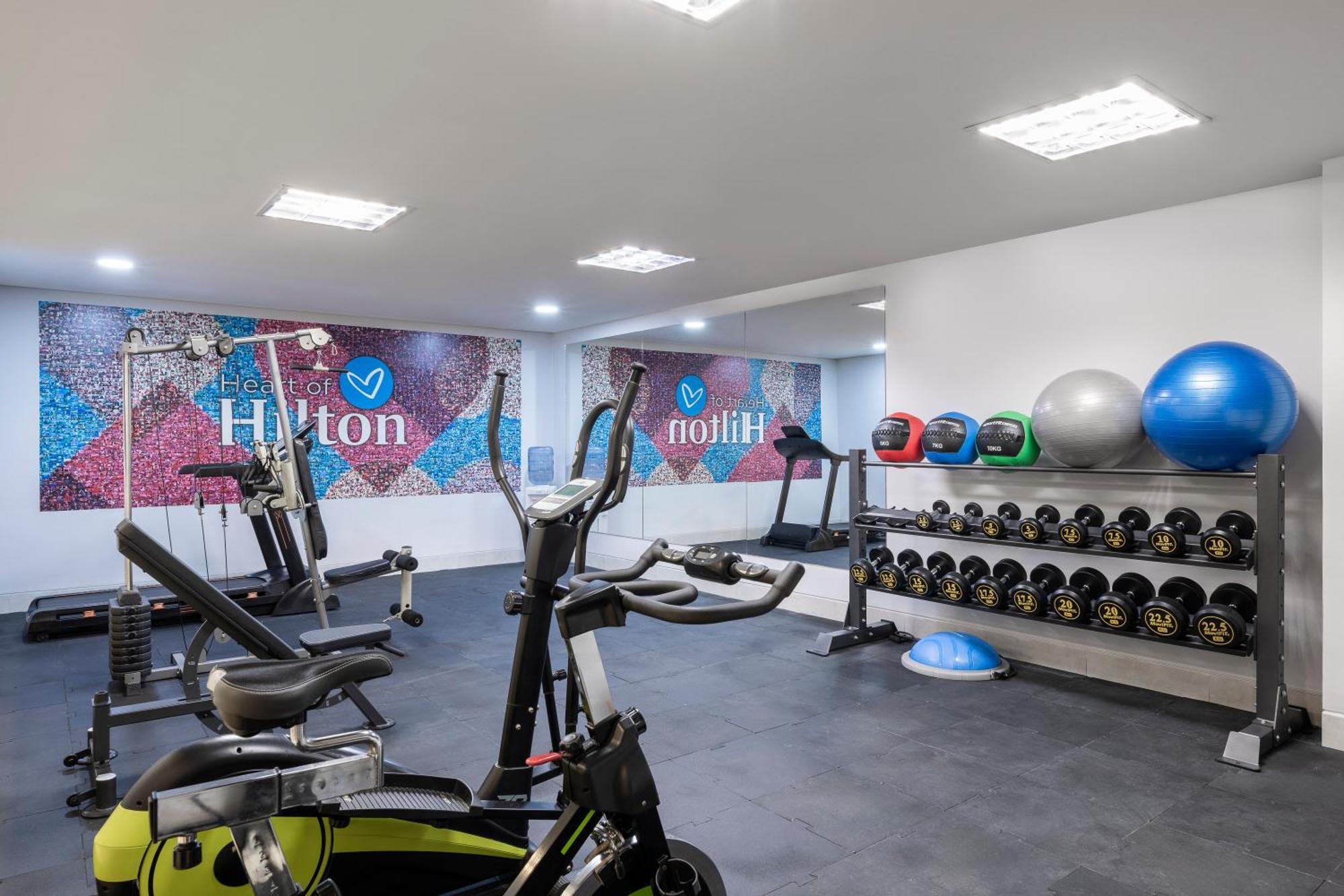 Hilton Garden Ciudad Jardin 4*