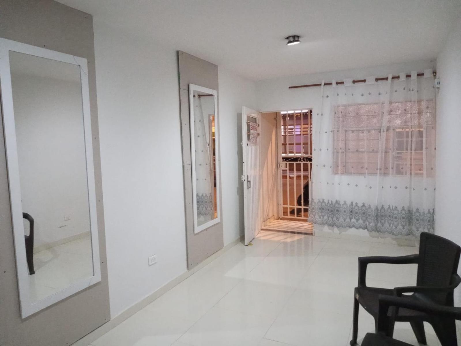 Habitación en casa particular Cerca A Todo