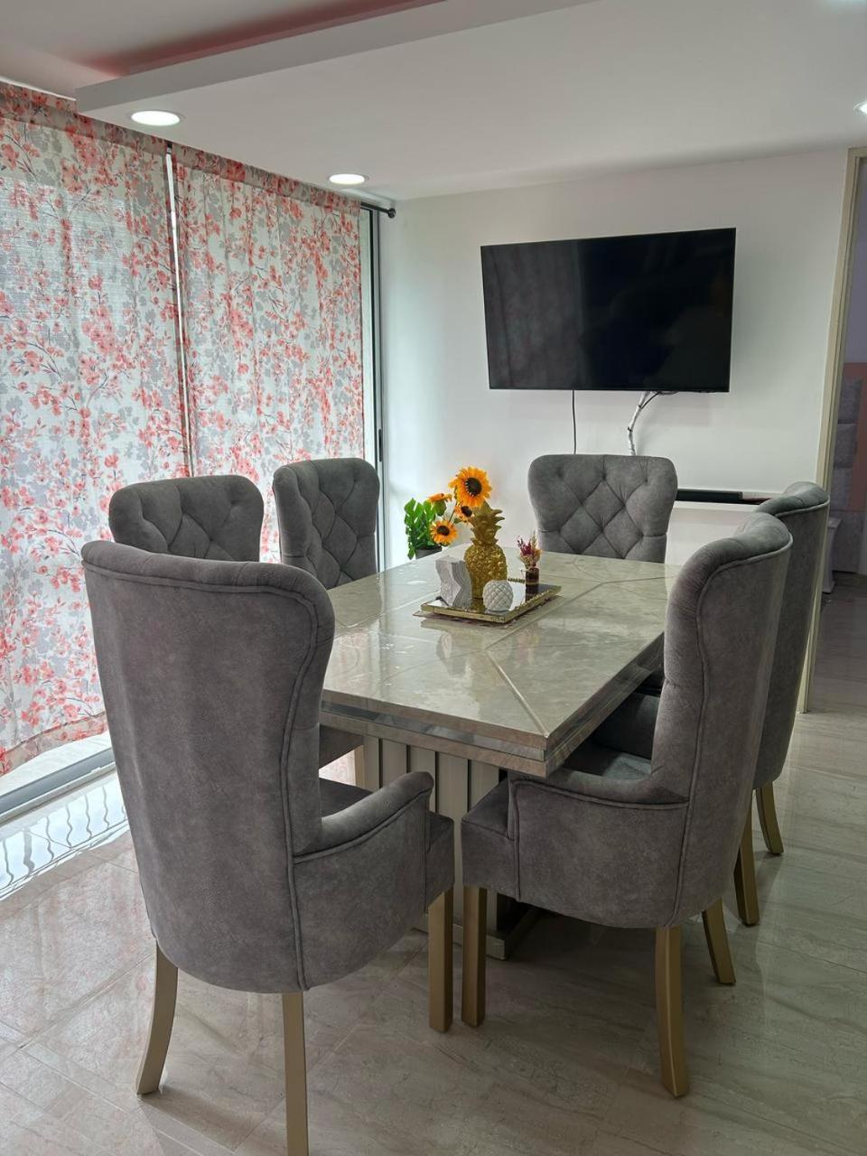 Apartamento Tranquilidad, Elegancia Y Confort Cali