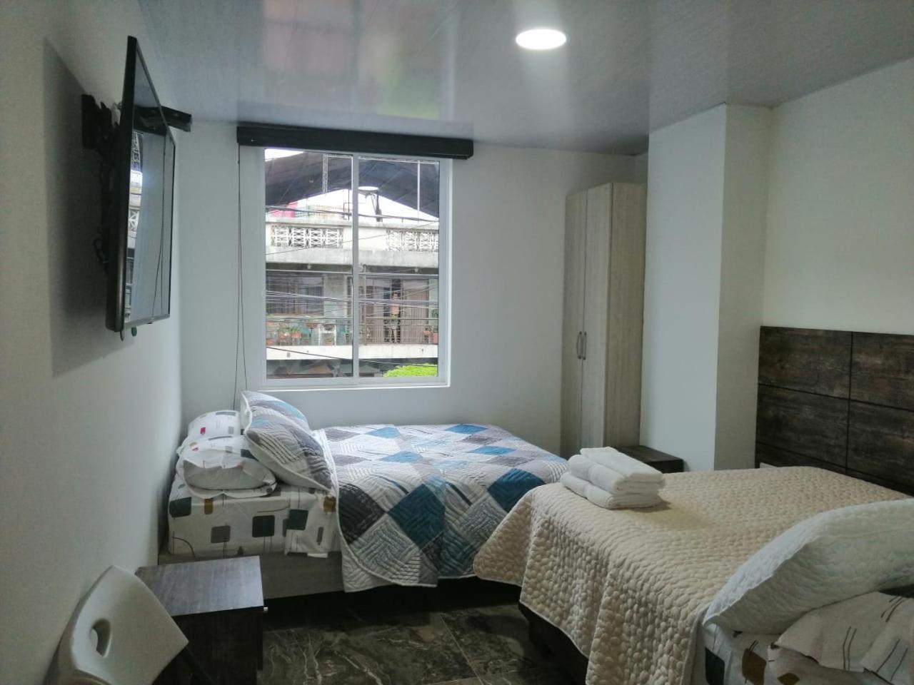 Hotel Maderos