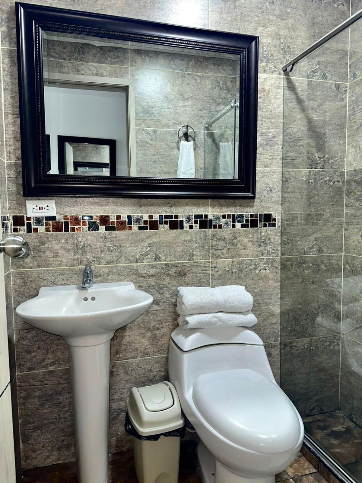Hotel Maderos Cali