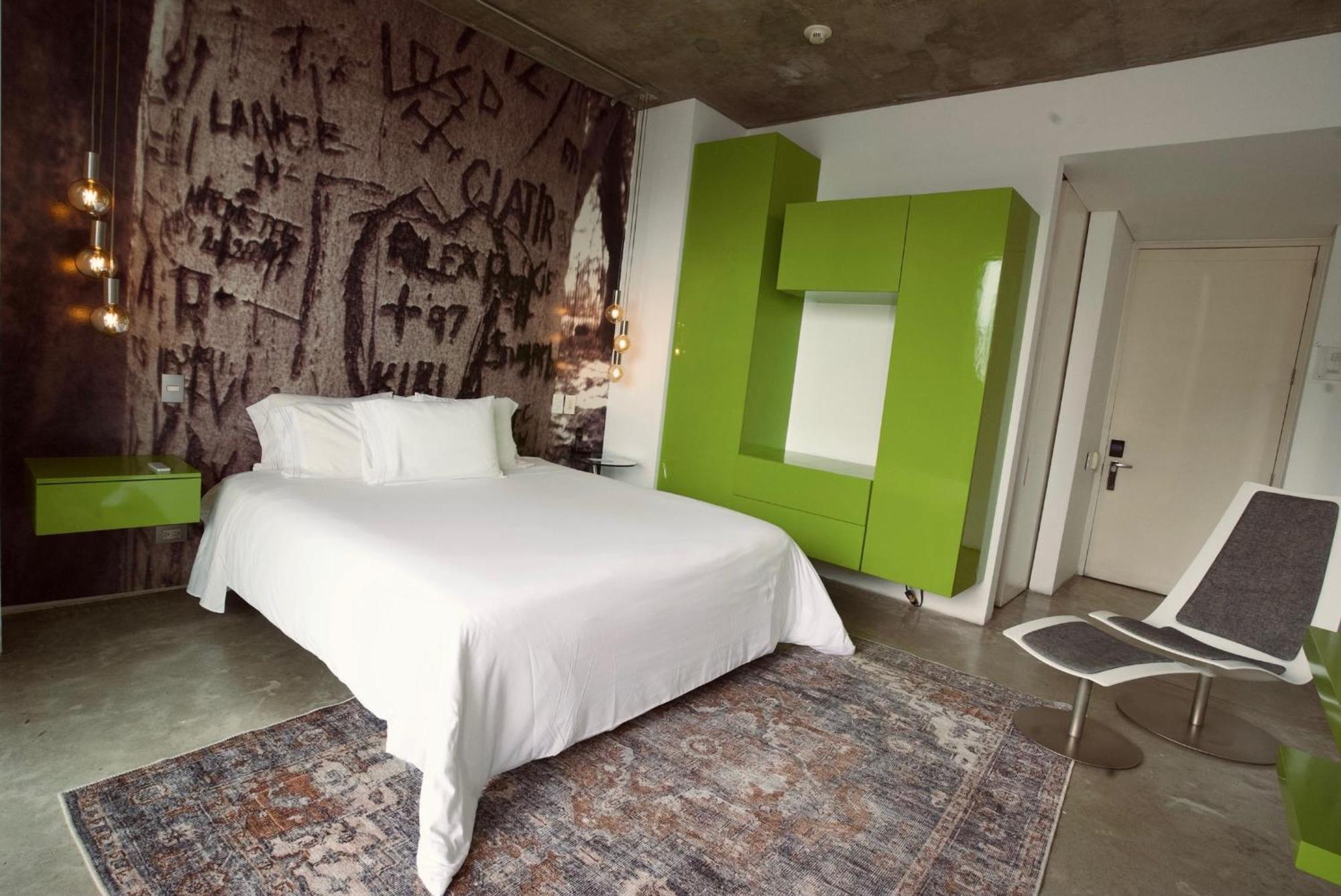 Now (adults Only) 4*