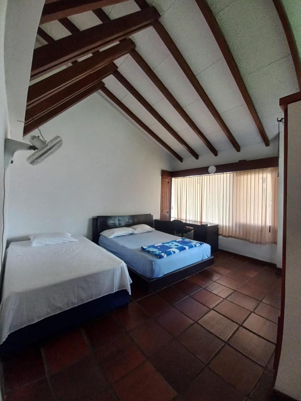 Habitación en casa particular Comoda Privada - Ciudad Jardin