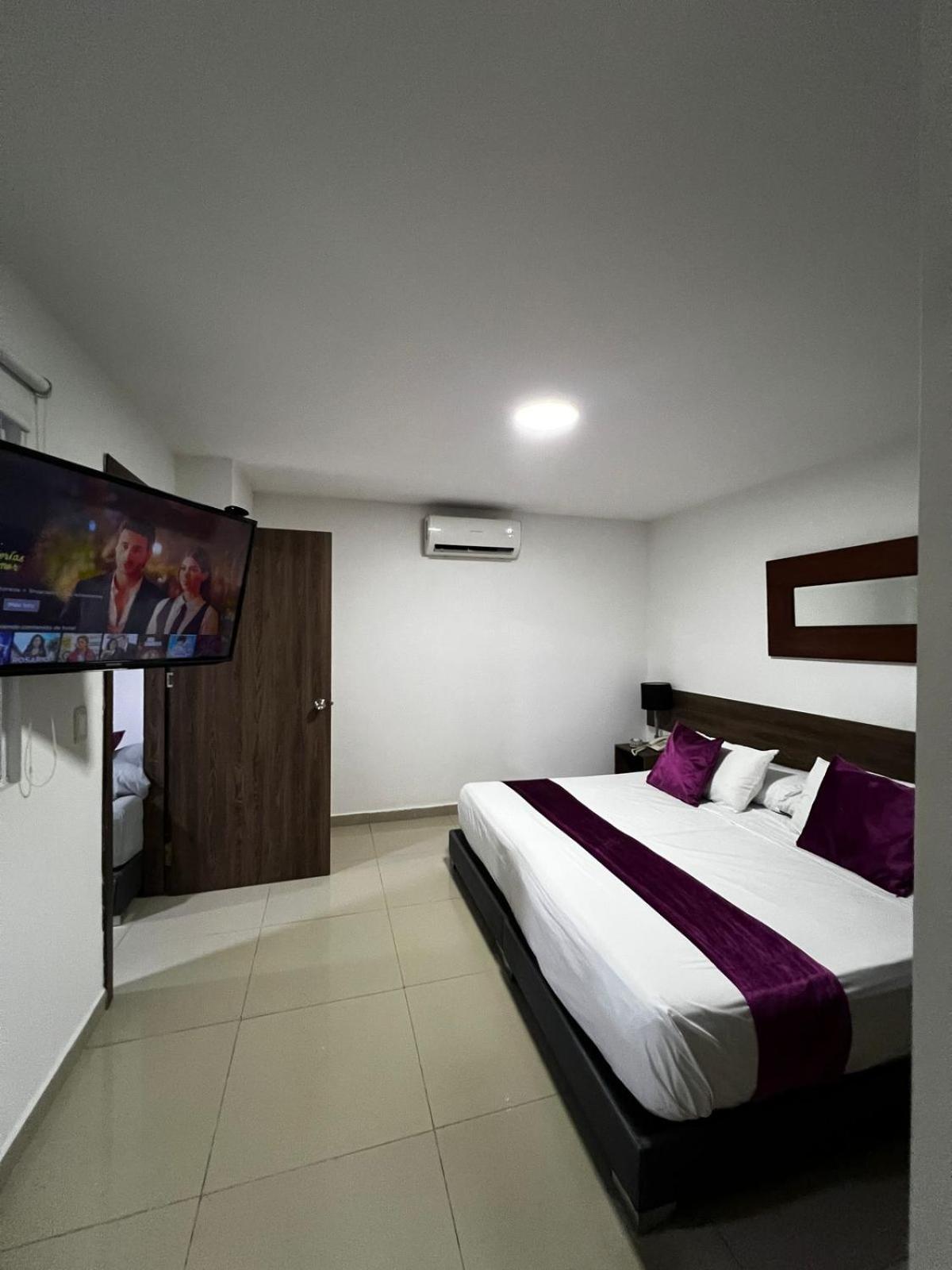 Apartahotel Deluxe La Flora