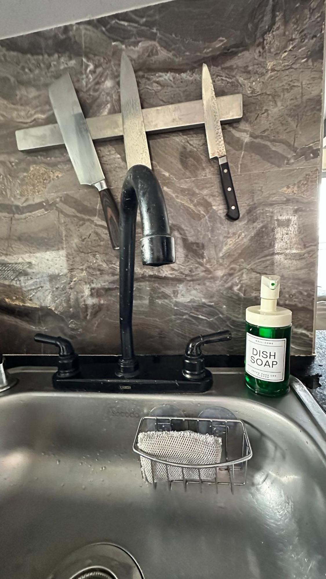 Apartamento Well-come Apt-cozy Family - Ac-3br-2ba-pool-parking Cali