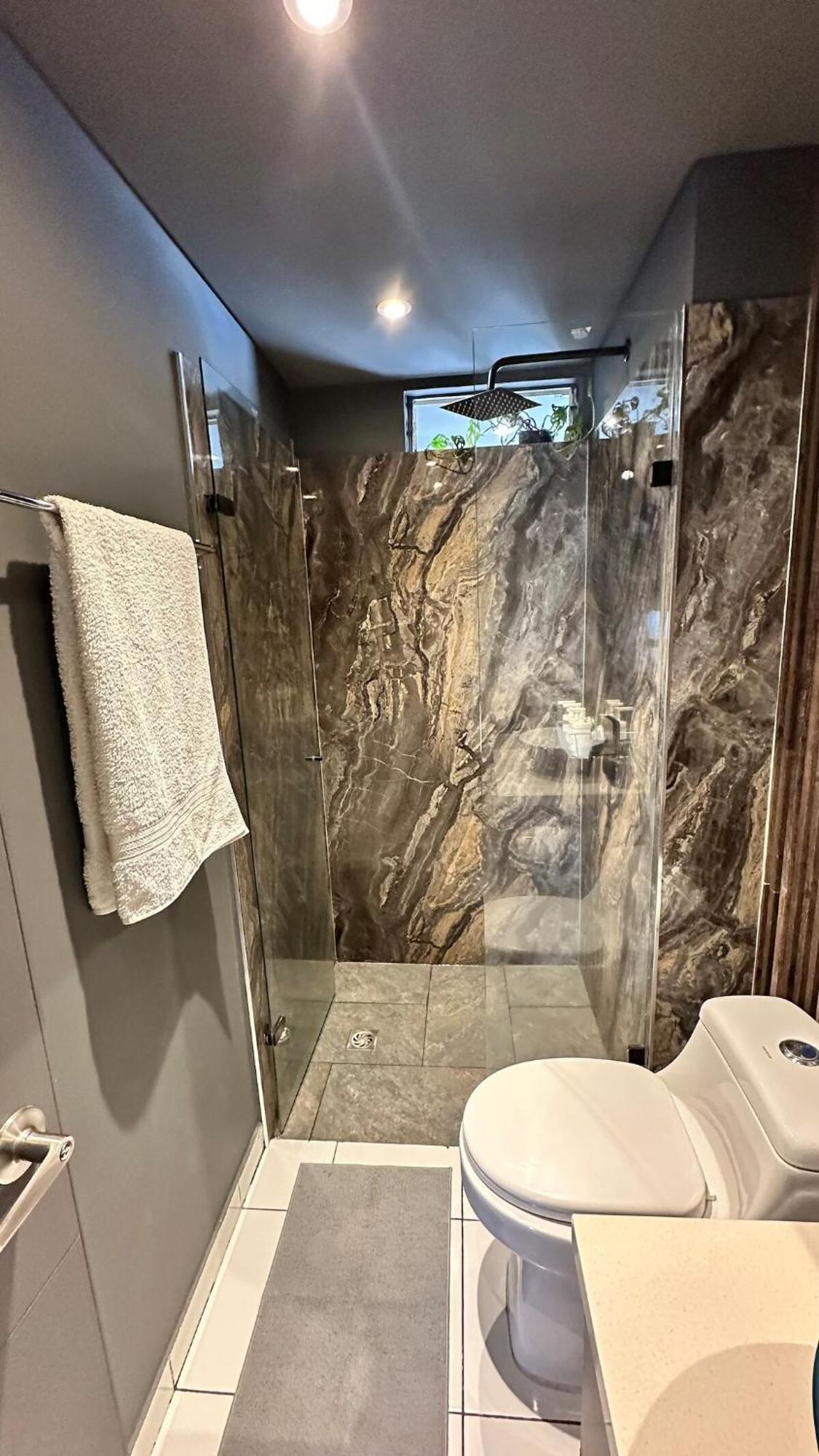 Well-come Apt-cozy Family - Ac-3br-2ba-pool-parking * Cali