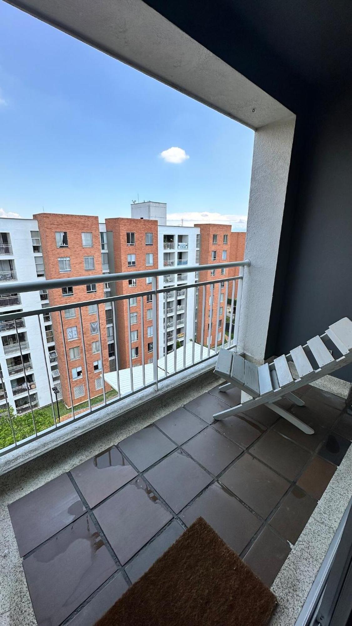 Well-come Apt-cozy Family - Ac-3br-2ba-pool-parking *