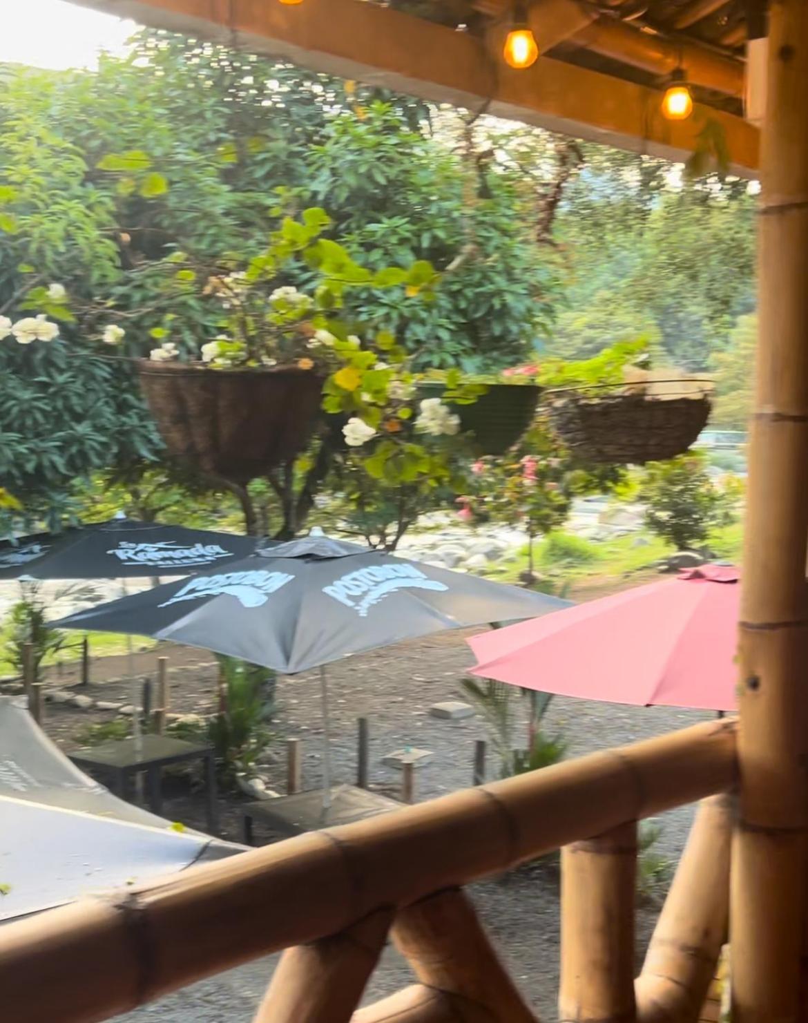 El Rio *