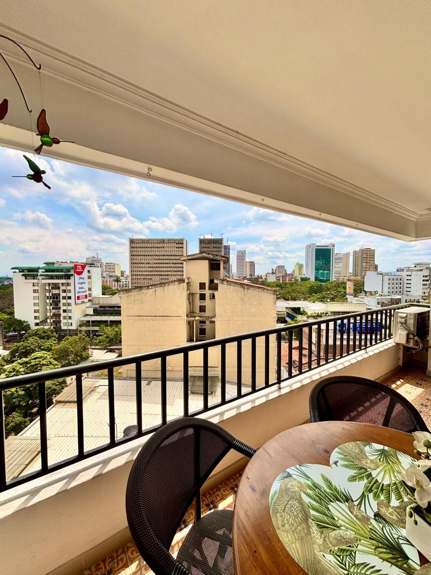 Apartamento Terrazas Granada Cali