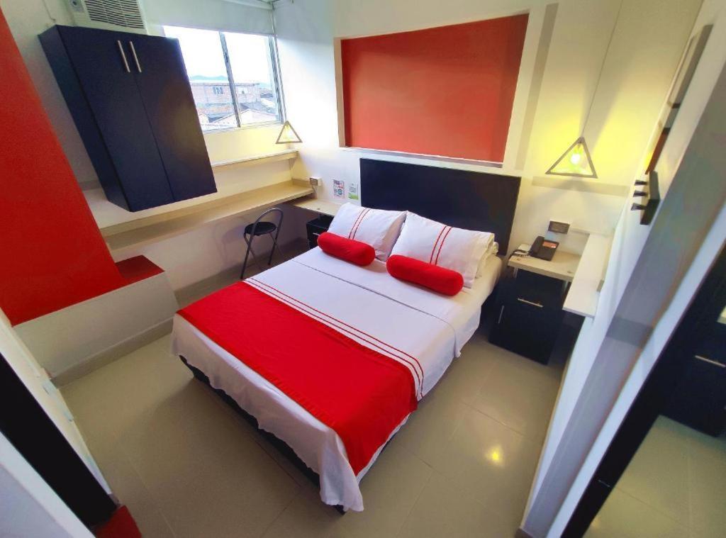 Hotel Colors - Centro Cali