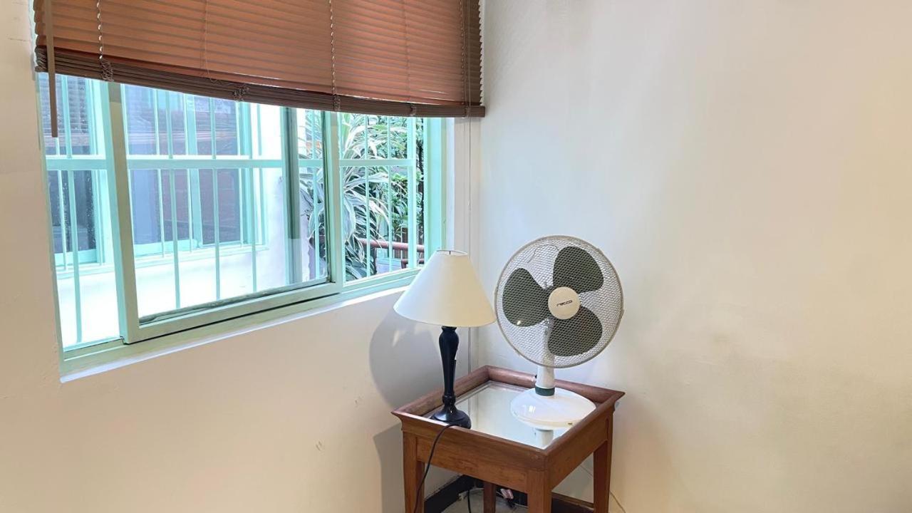 Sandalio Hostal