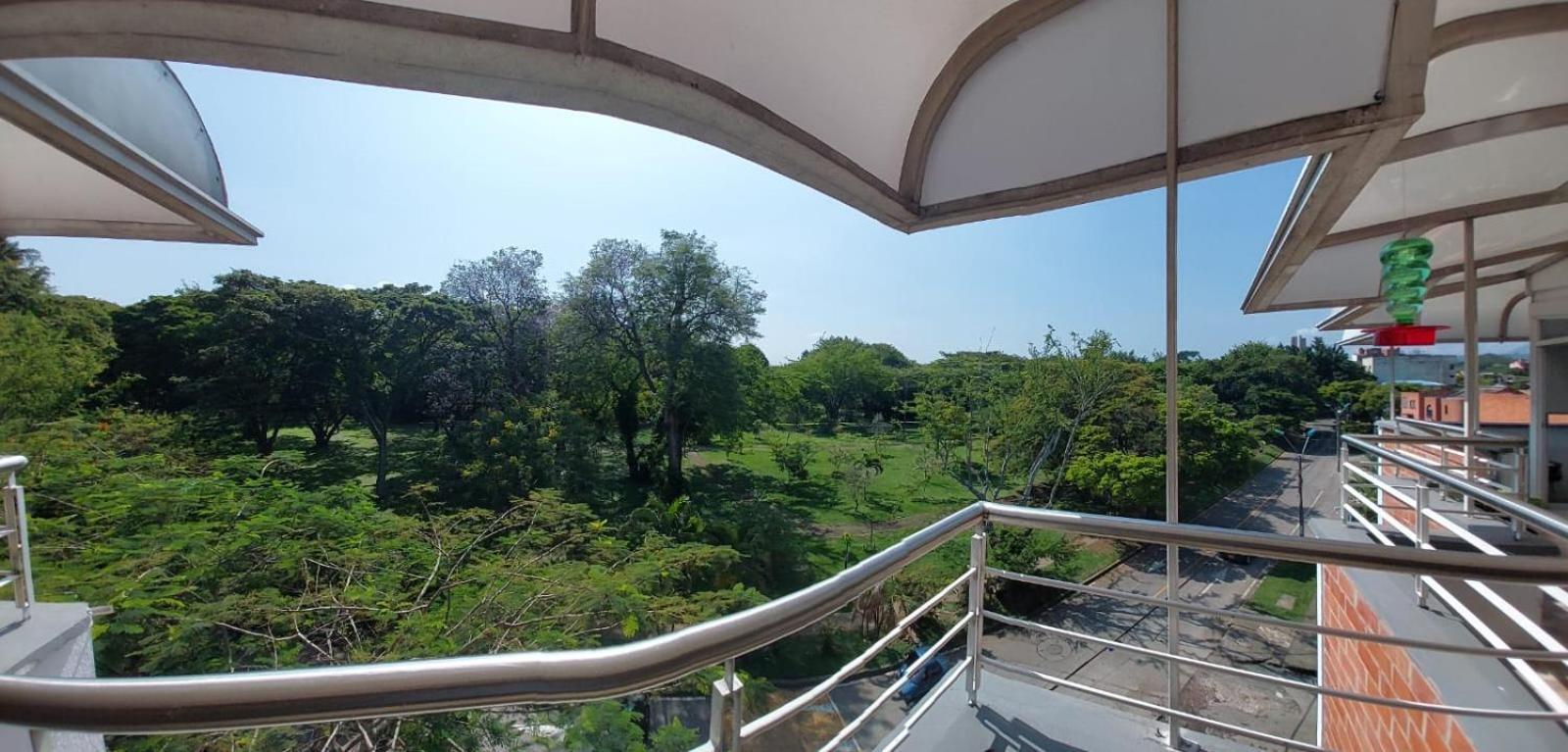 Edificio Zahir Apartamento *