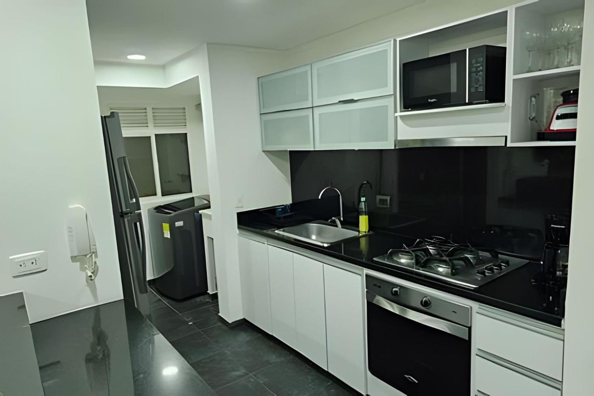 Edificio Santa Catalina Cerca Zona Comercial Apartamento