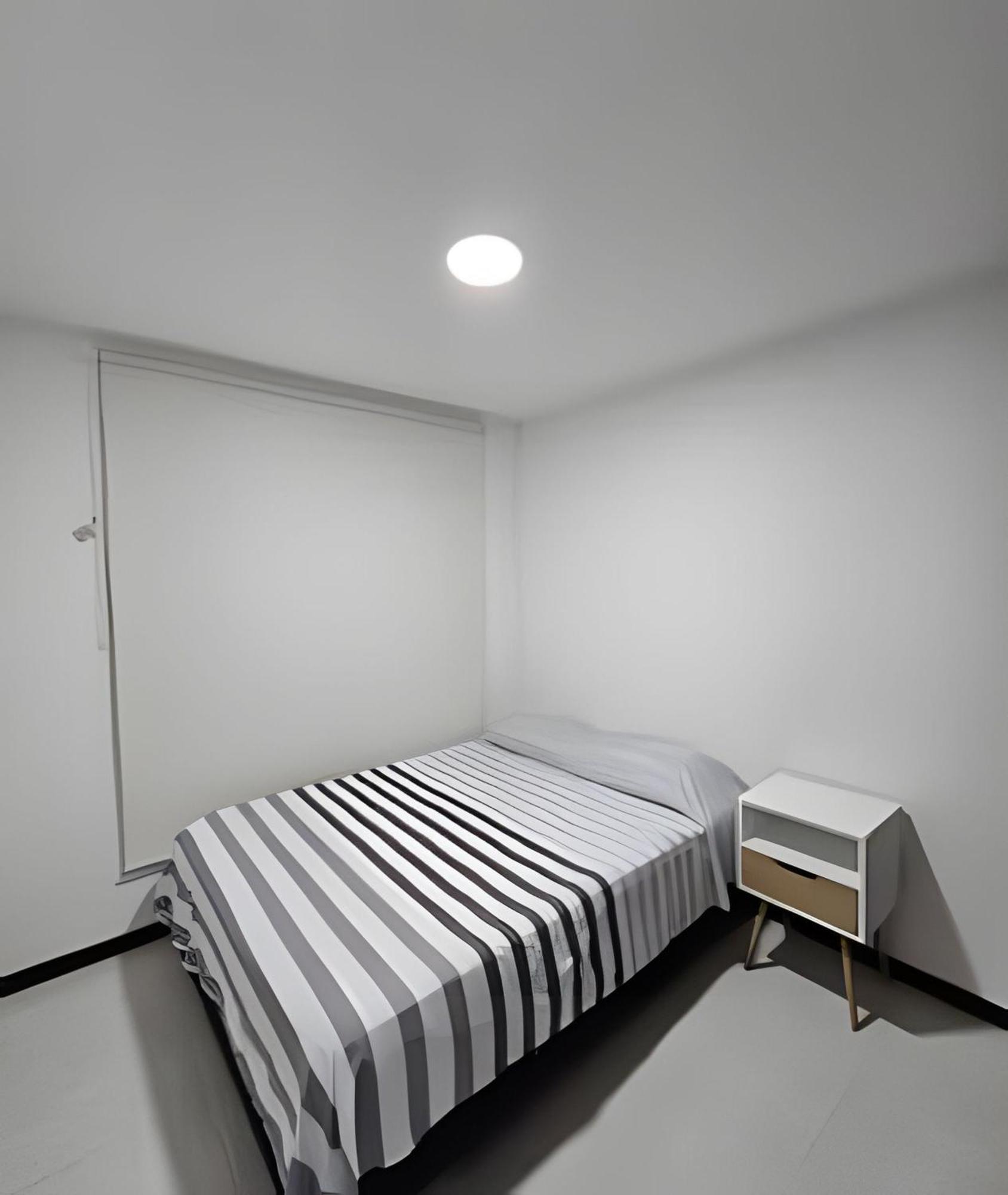 Apartamento Edificio Santa Catalina Cerca Zona Comercial Cali