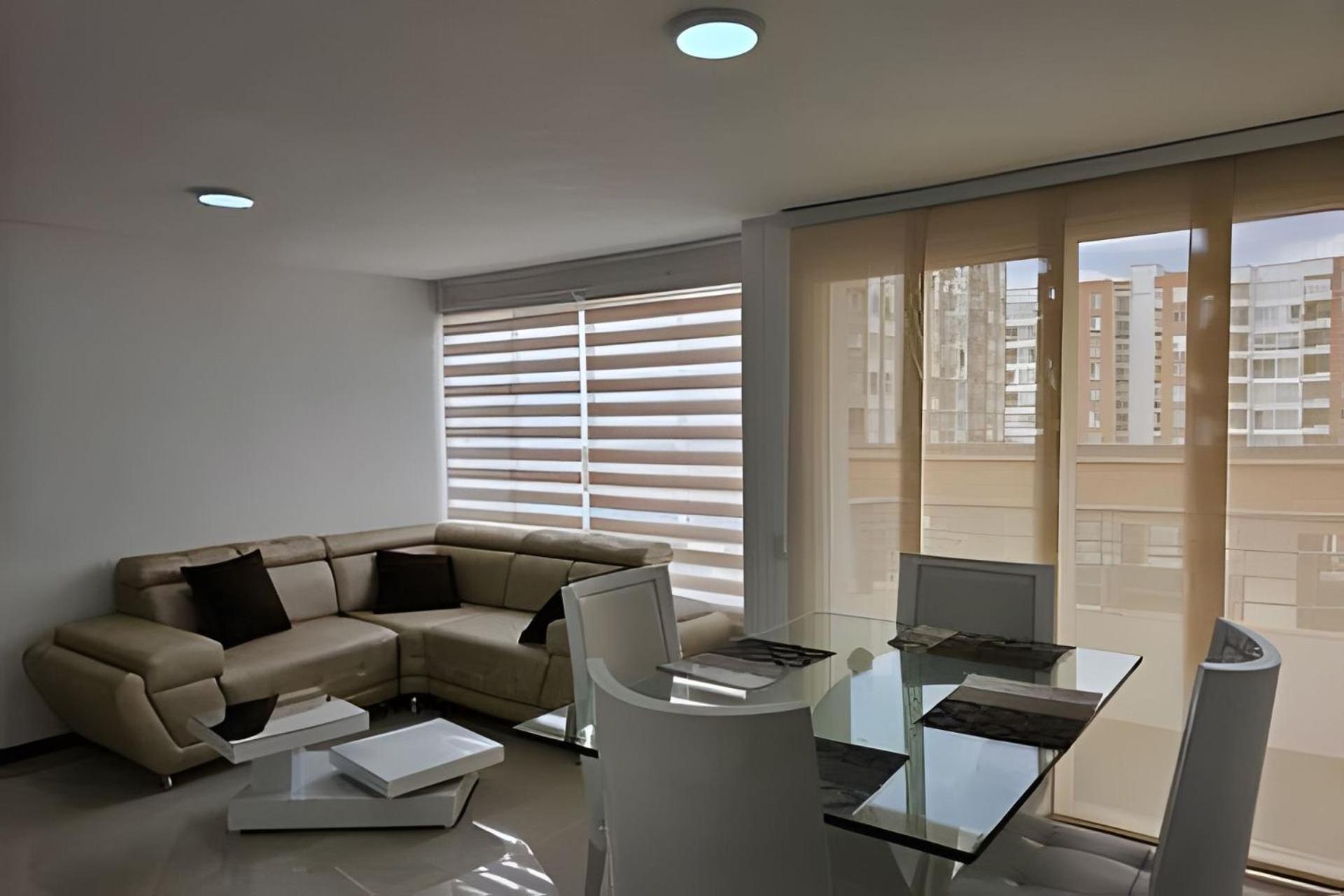 Apartamento Edificio Santa Catalina Cerca Zona Comercial *