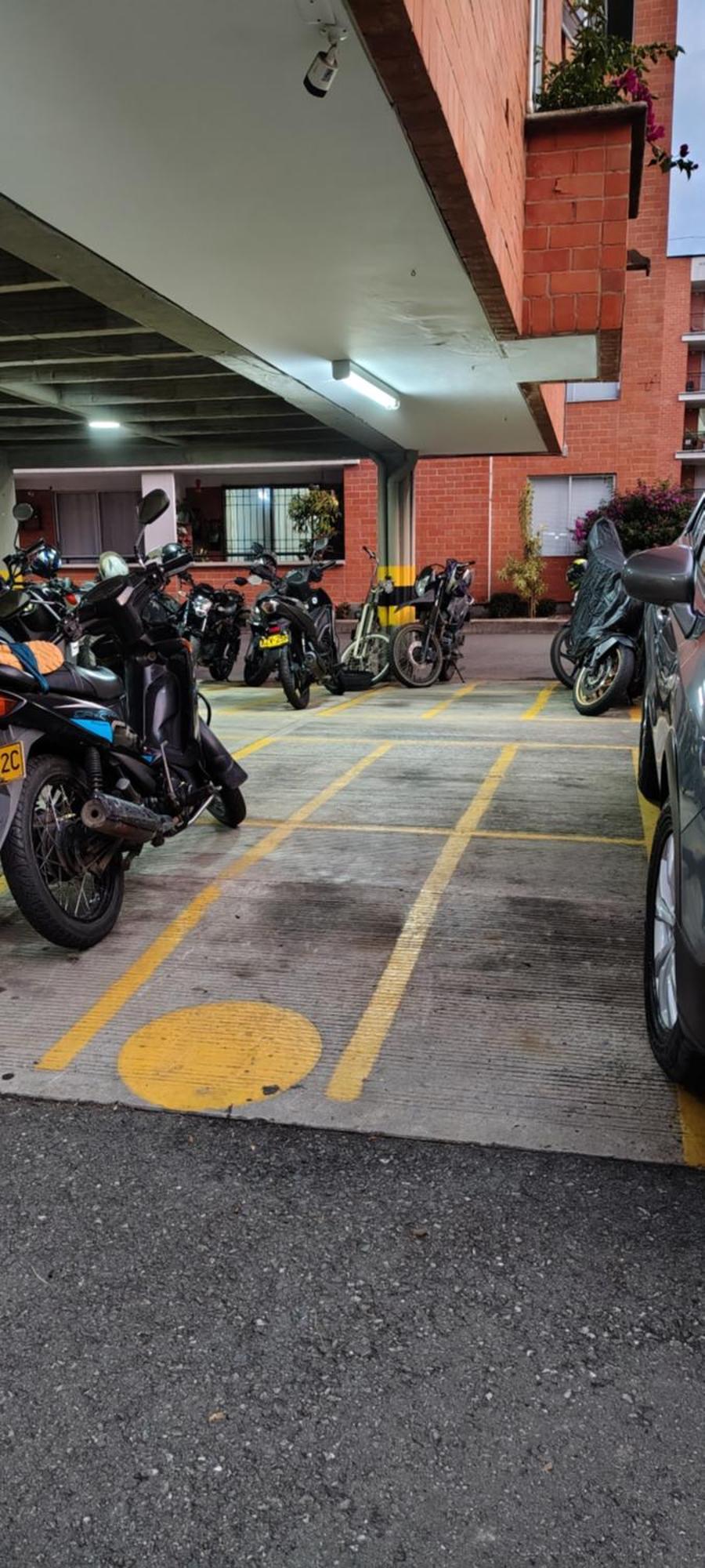 Manantial - Cerca A Universidades