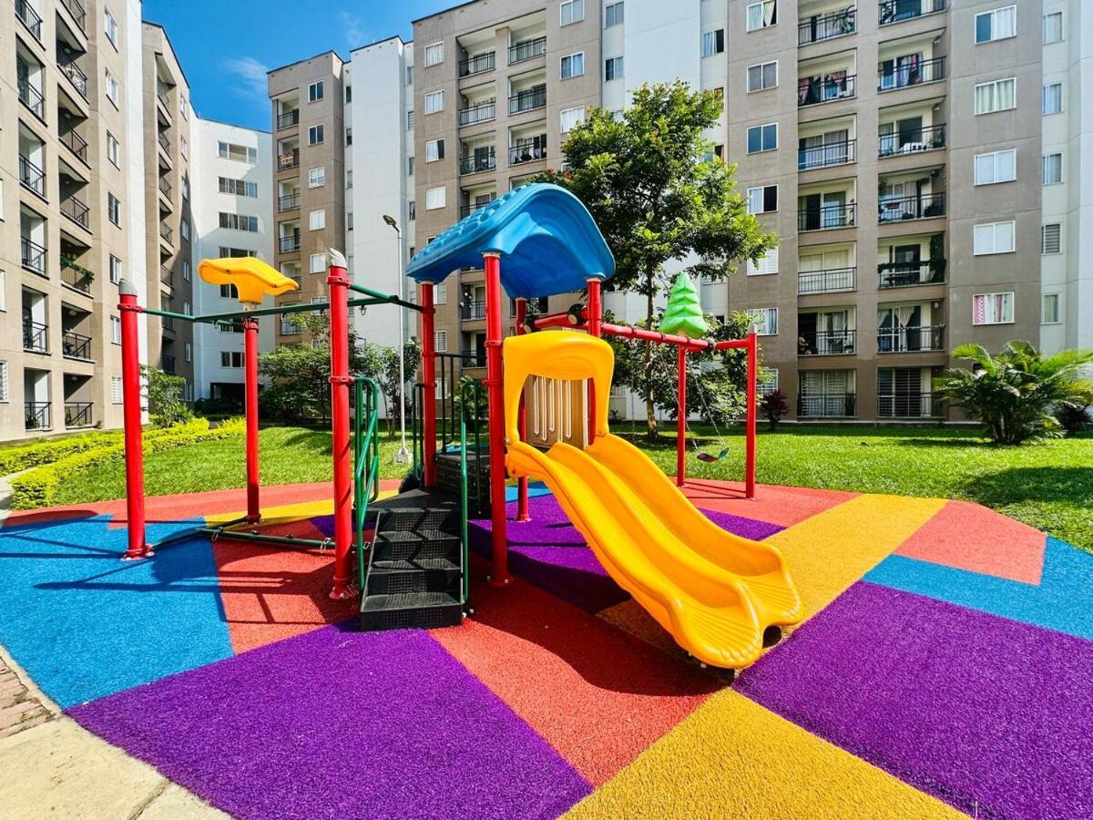 Tranquilo Apto Con Vista 5 Estrellas Wifi Fast & Check In Autonomo Apartamento Cali