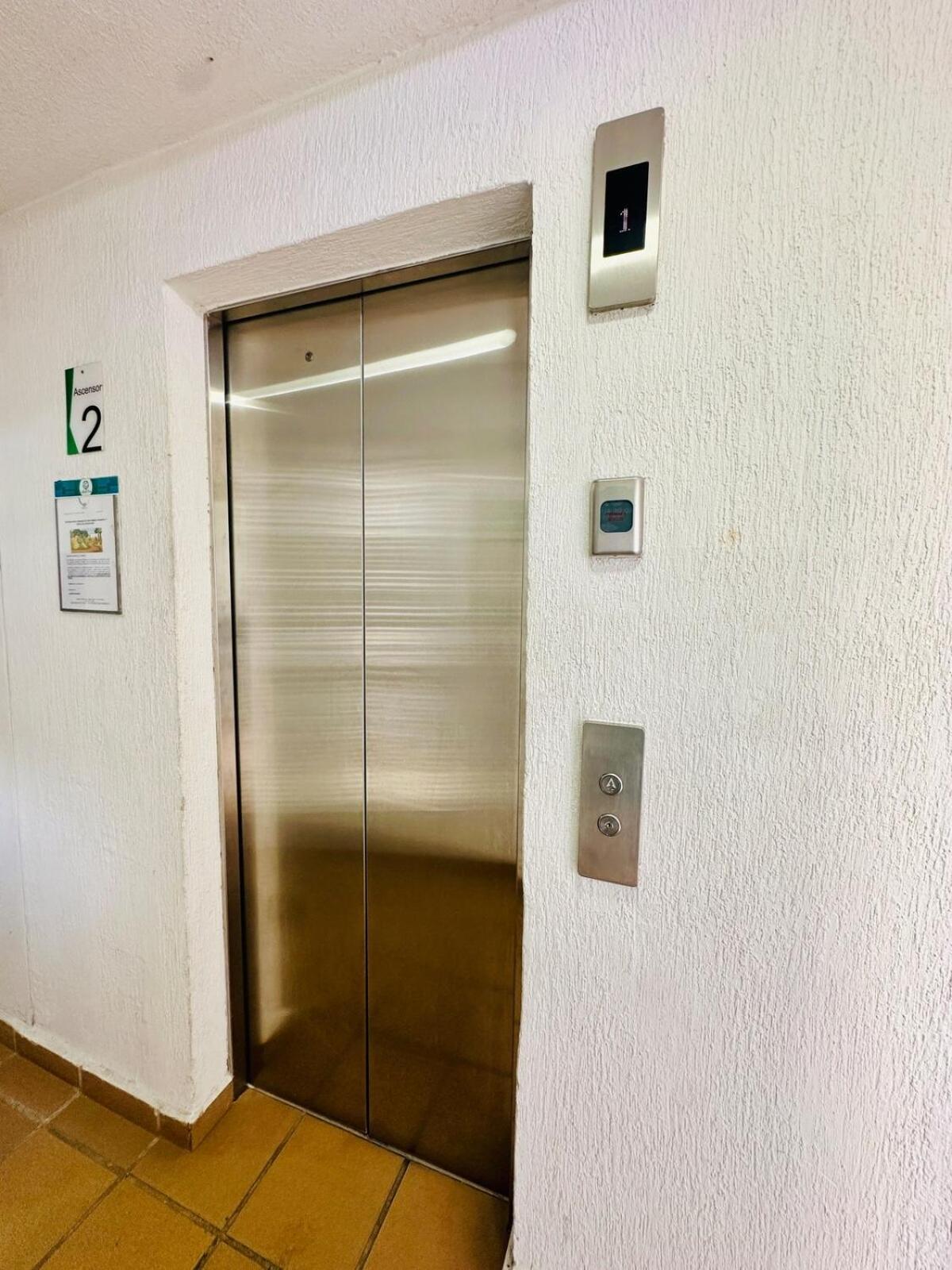 Apartamento Tranquilo Apto Con Vista 5 Estrellas Wifi Fast & Check In Autonomo Cali