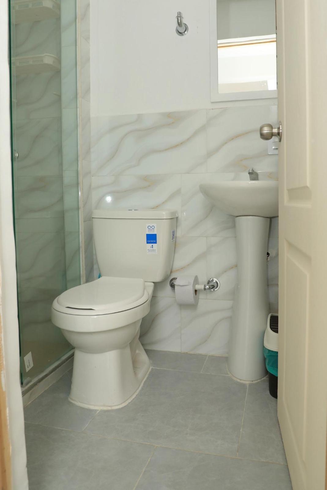 Twin Smart - Bano Semiprivado Cali