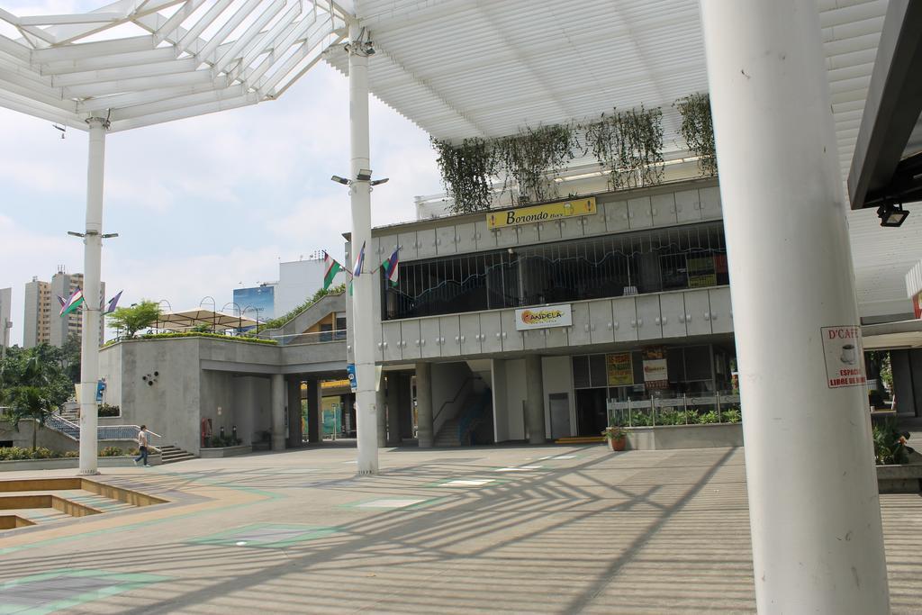 Cuarta Avenida Hotel Cali