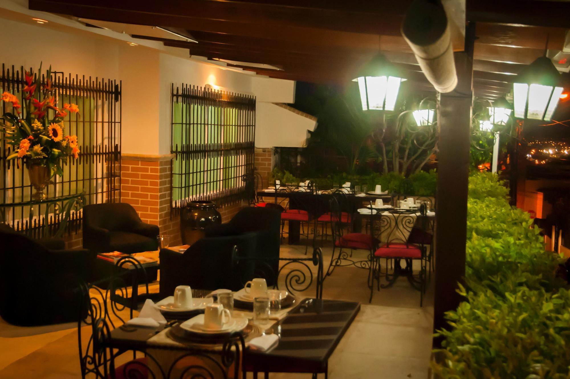 Hotel Casa Faroles 3*