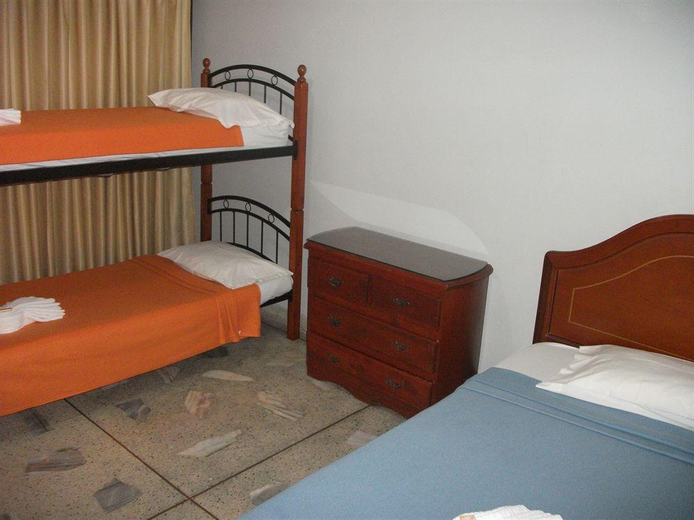 Hotel Champagnat Cali