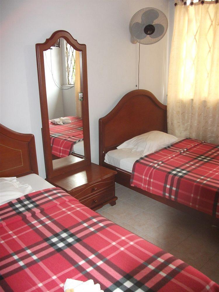 Hotel Champagnat 2*