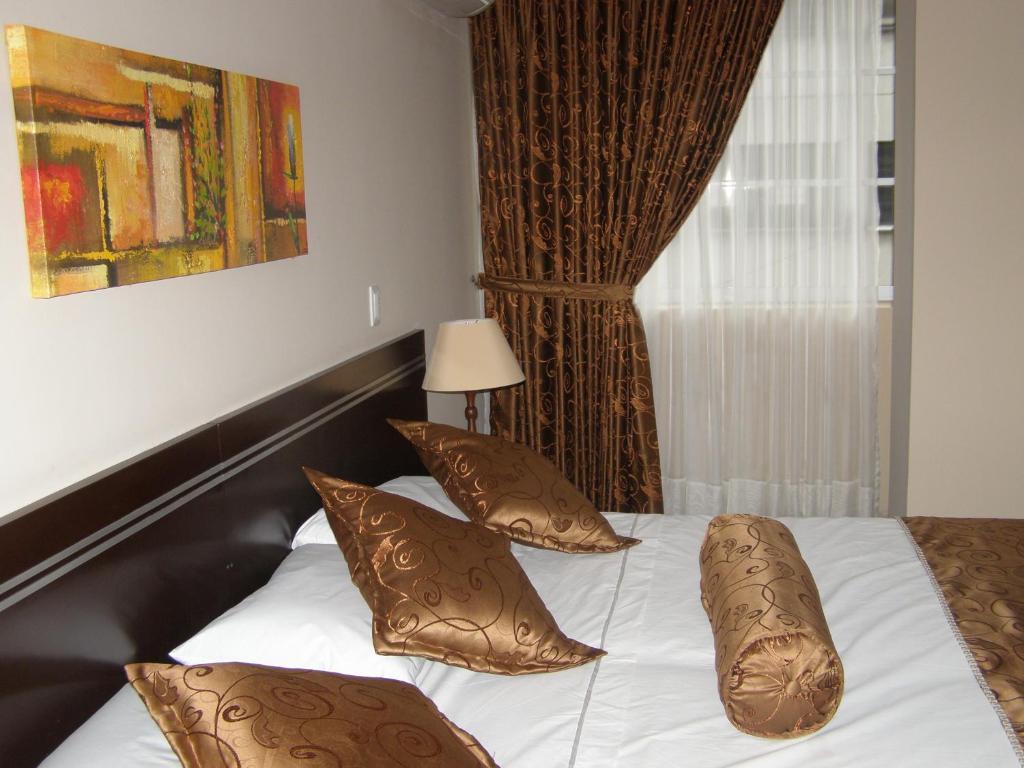 Six Avenue Hotel Cali