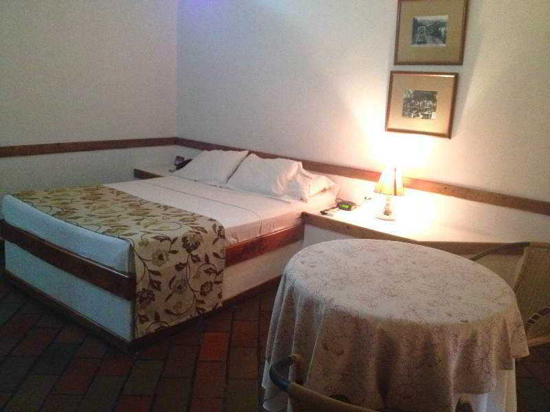 Edificio Neuchabel 3*