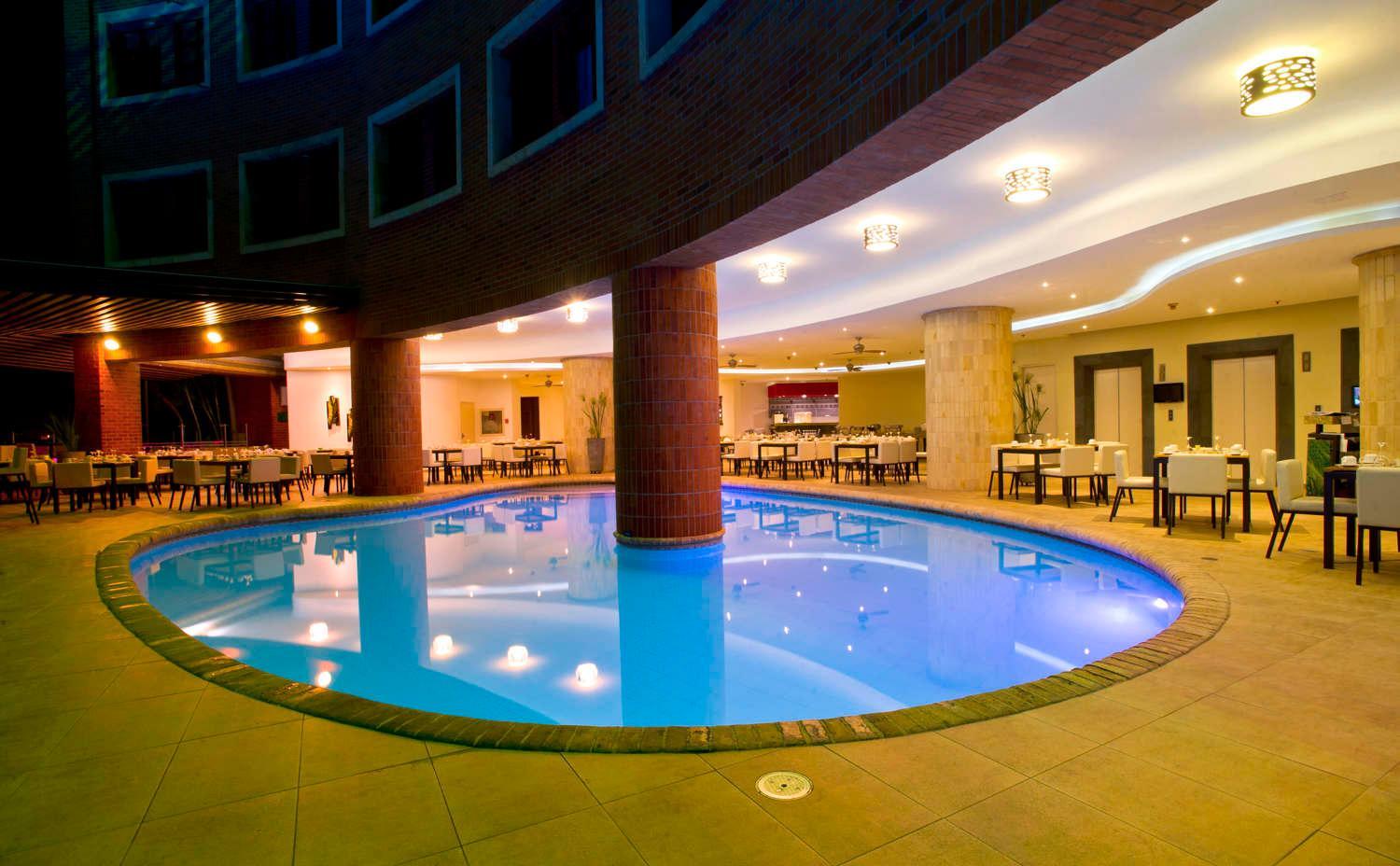 Hotel Dann Carlton