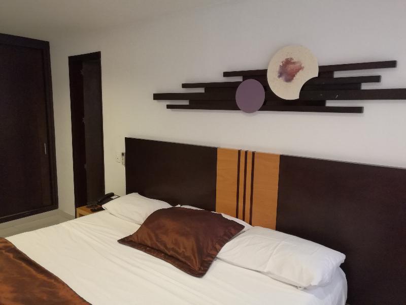 Ayenda 1415 Vegas 4* Cali