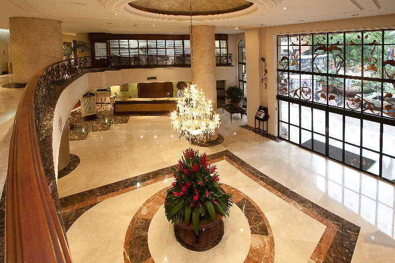 Dann Carlton Hotel