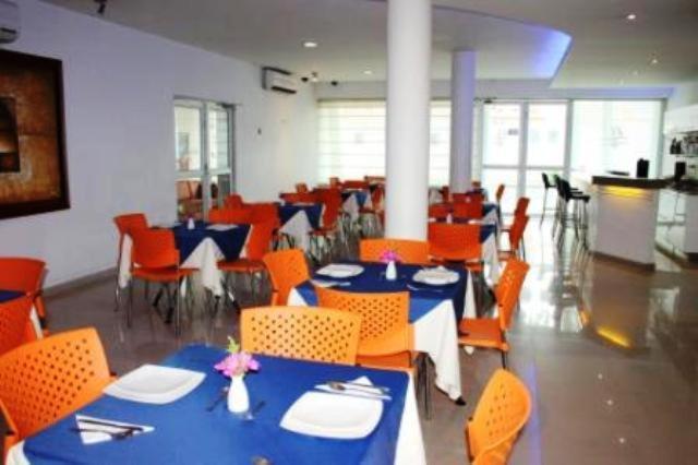 Hotel Cuarta Avenida 3*