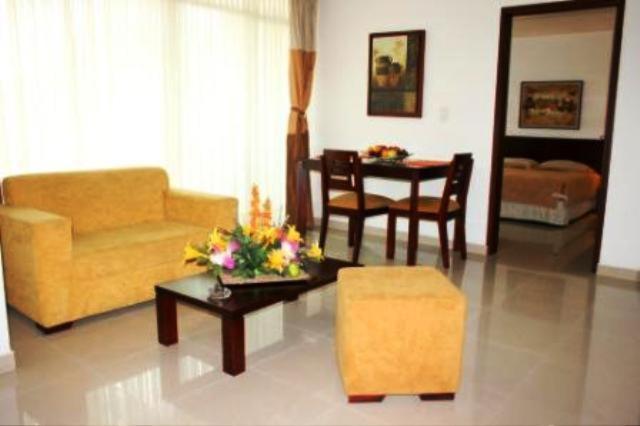 Cuarta Avenida Hotel