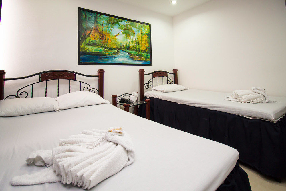 Tone Hotel Cali
