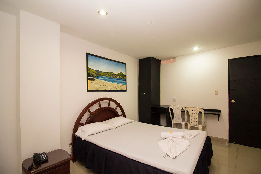 Tone Hotel