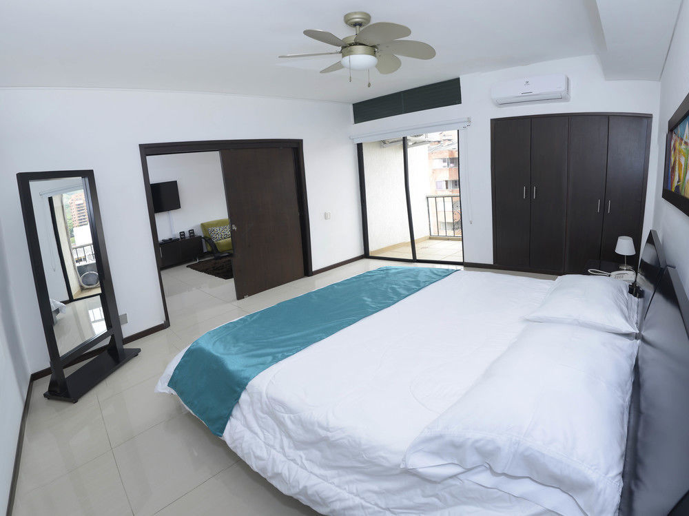 On Apartasuites Cali