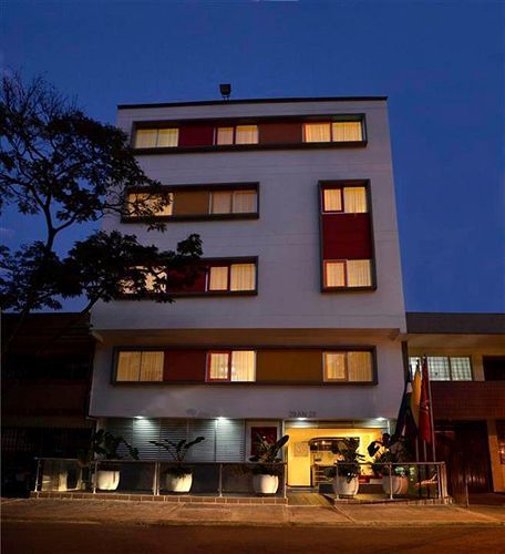 Ayenda Diagonal Chipichape 1427
