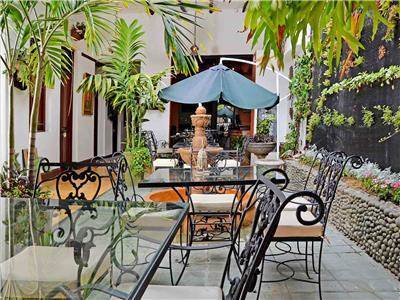 Boutique Porton De Granada Cali