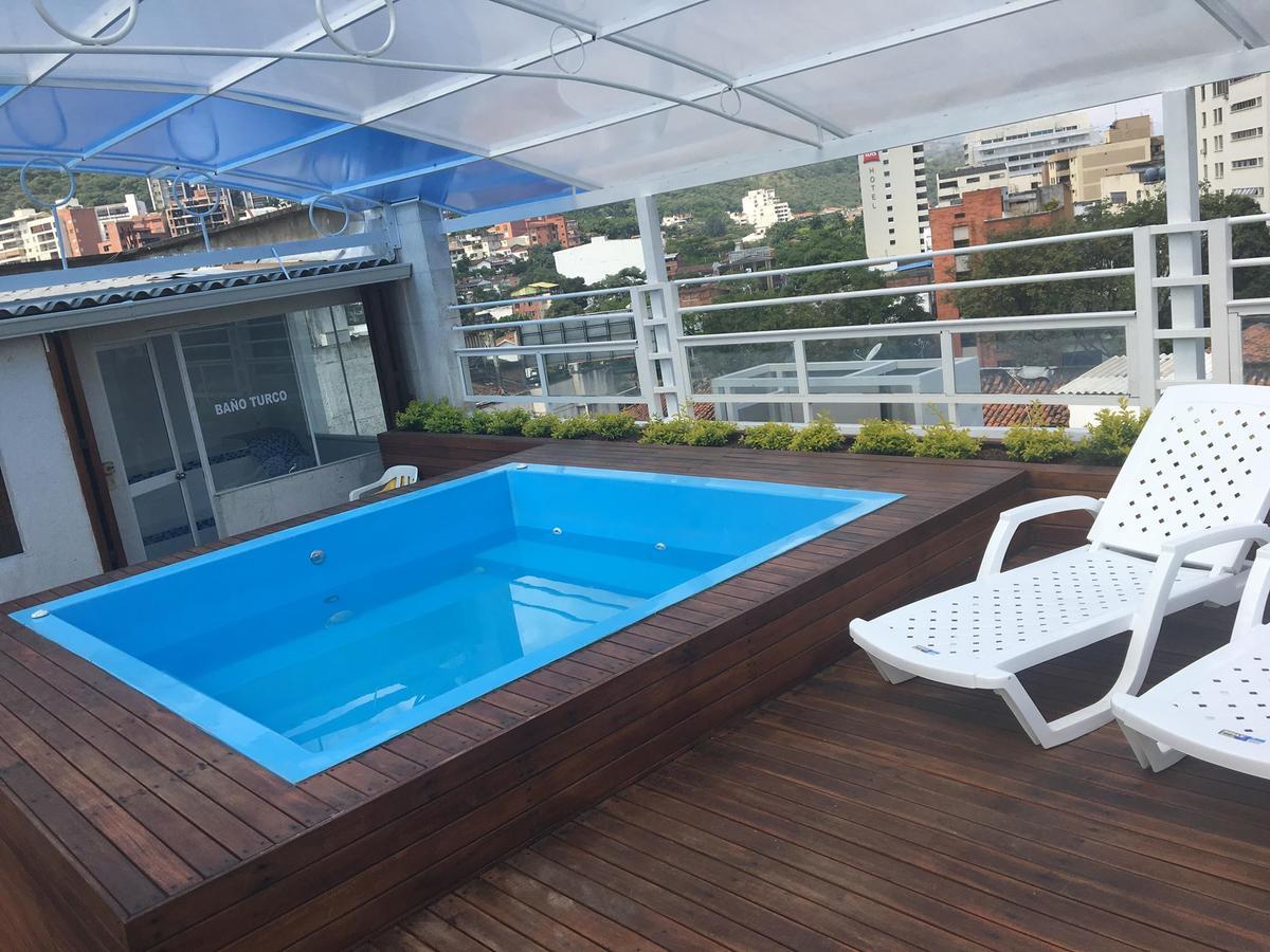 Six Avenue 4* Cali