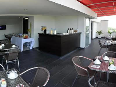 Ayenda Diagonal Chipichape 1427 Hotel