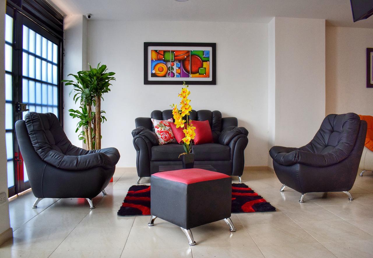 Aparthotel Larga Cali