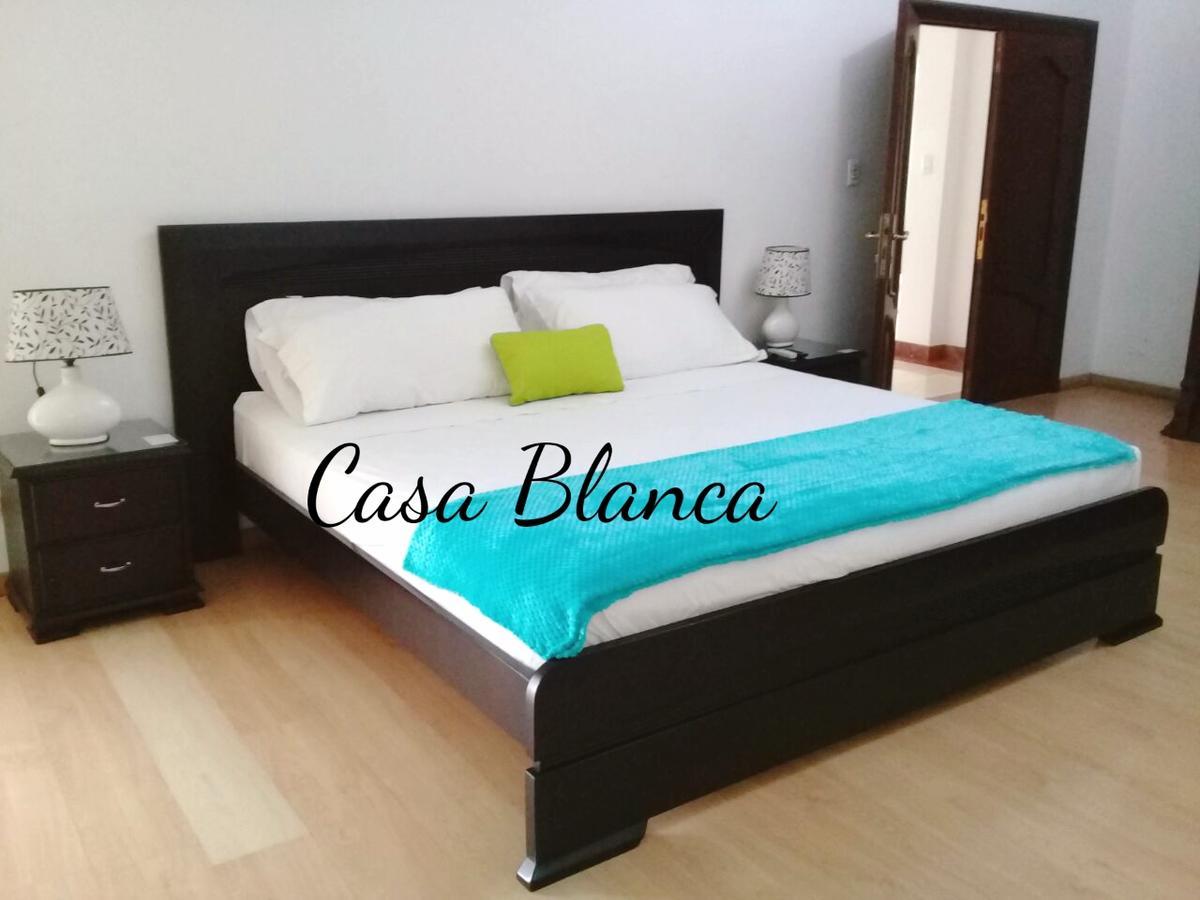 Hostal Casa Blanca *