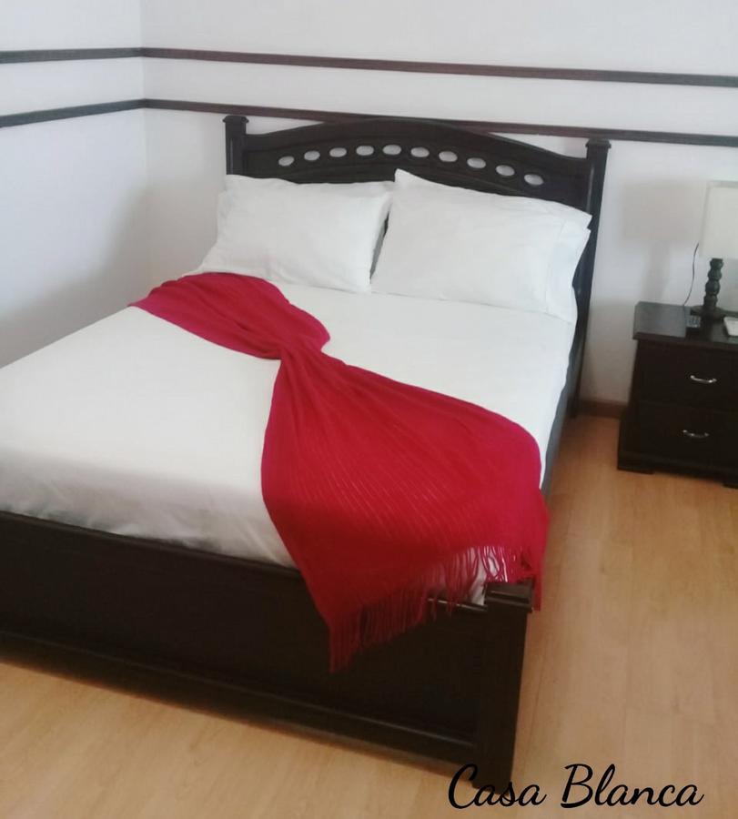Casa Blanca Hostal *