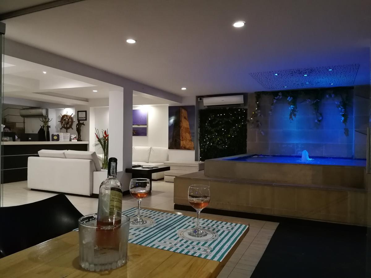 Aqua Granada Cali