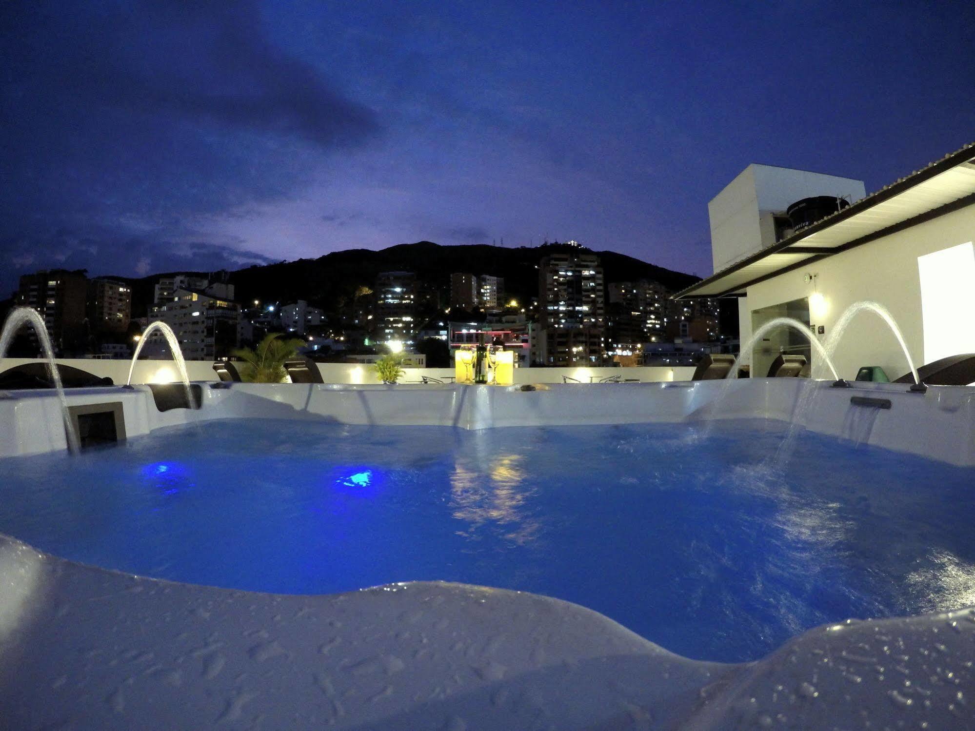 Aqua Granada 4*